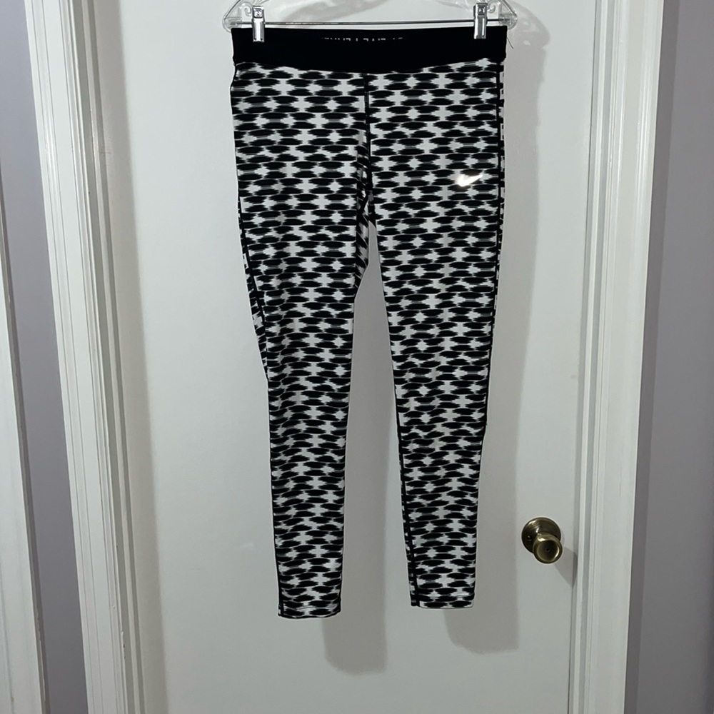 Nike Dri-Fit compression leggings